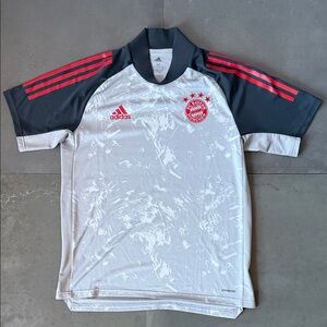 Adidas FC Bayern 2020-2021 Jersey